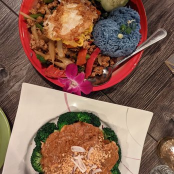 May Thai Kitchen - Thai Near Me - Alameda, California