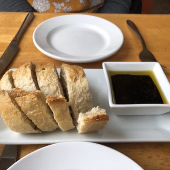 La Rana Bistro - Bread with olive oil/balsamic - New American Near Me - Decorah, Iowa La Rana Bistro - Bread with olive oil/balsamic - New American Near Me - Decorah, Iowa