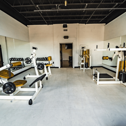 Gold's Gym Tampa Gas Worx - Glute & Booty Room