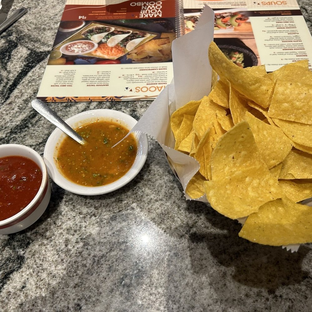 Altos De Jalisco - Chip and salsa - regular and spicy salsa - Seafood Near Me - Winchester, Virginia