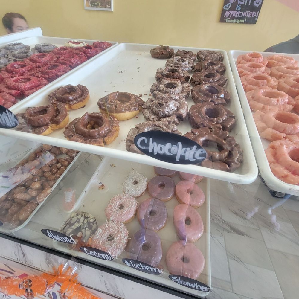 We Knead Donut - Cake - Donuts Near Me - Aurora, Colorado We Knead Donut - Cake - Donuts Near Me - Aurora, Colorado