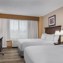 DoubleTree by Hilton Hotel Cincinnati Airport - Guest room