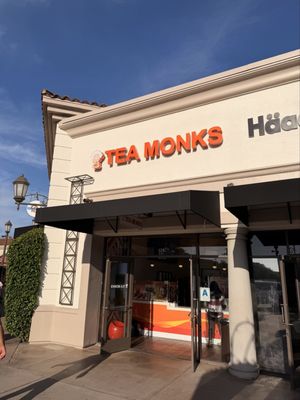 Carlsbad Premium Outlets by null