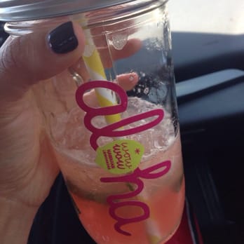 Photo of Wow Wow Hawaiian Lemonade - Kahului, HI, United States. Watermelon basil lemonade awesomeness!! lovin' it! So fresh and delishious.