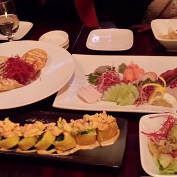 Rollapalooza - Sushi Bars Near Me - Chicago, Illinois