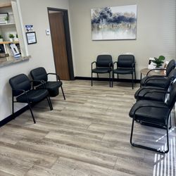 California Skin Institute - Waiting room