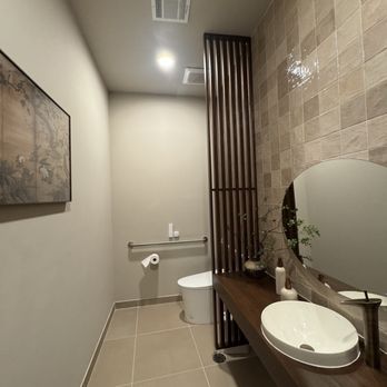 ensō Matcha - Bathroom - Pop-up Shops Near Me - Houston, Texas ensō Matcha - Bathroom - Pop-up Shops Near Me - Houston, Texas