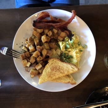 The Charles - Bars Near Me - Baltimore, Maryland
