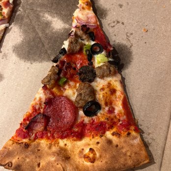 Parry's Pizzeria & Taphouse - All burnt crust. - Pizza Near Me - Highlands Ranch, Colorado Parry's Pizzeria & Taphouse - All burnt crust. - Pizza Near Me - Highlands Ranch, Colorado