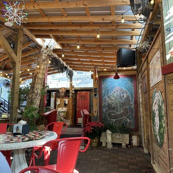 Yellow Dog Eats - Sandwiches Near Me - Windermere, Florida