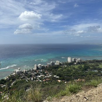 Diamond Head State Monument - view from the top - Parks Near Me - Honolulu, Hawaii Diamond Head State Monument - view from the top - Parks Near Me - Honolulu, Hawaii