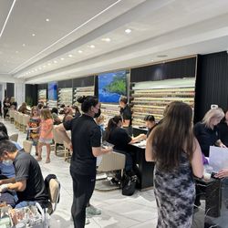 Luxer Nails Lounge