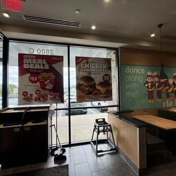 Jollibee - Chicken Shop Near Me - Wheaton, Maryland Jollibee - Chicken Shop Near Me - Wheaton, Maryland