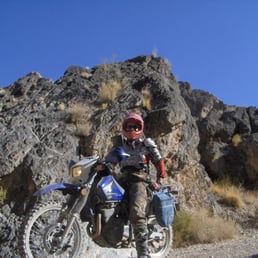 Jenn in Dedecker Canyon - heading toward the dunes (sand - yee haw!) Jenn in Dedecker Canyon - heading toward the dunes (sand - yee haw!)