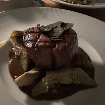 Francine - Filet Mignon - artichoke, truffle butter, pepper sauce - French Near Me - Scottsdale, Arizona Francine - Filet Mignon - artichoke, truffle butter, pepper sauce - French Near Me - Scottsdale, Arizona