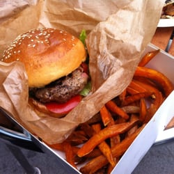 Cantine California - Halfmoon bay Burger
