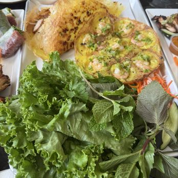 Xeo Yum - BÁNH KHỌT Mini Crispy Savory Pancakes BÁNH XEO SAIGON Shrimp ® Pork Belly Crispy Savory Crepe - Vietnamese Near Me - Houston, Texas Xeo Yum - BÁNH KHỌT Mini Crispy Savory Pancakes BÁNH XEO SAIGON Shrimp ® Pork Belly Crispy Savory Crepe - Vietnamese Near Me - Houston, Texas