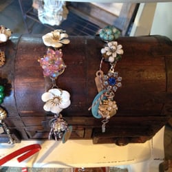 Barn Pretty - Hand-Crafted vintage Bracelets!