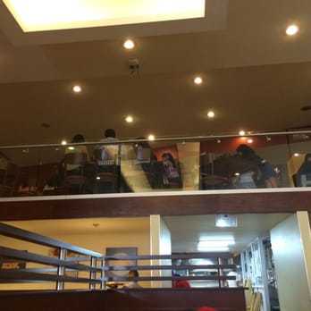 IHOP - Área de restaurante mezzanine - American Near Me - México, D.F., DIF IHOP - Área de restaurante mezzanine - American Near Me - México, D.F., DIF