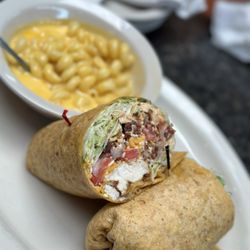 Kilroy's Bar N' Grill - Chicken wrap