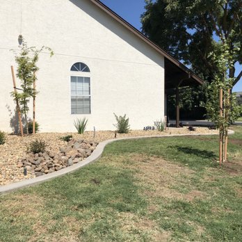 Kiser Landscape Yard Pros - Side of house - Landscaping Near Me
