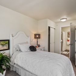 Wilshire Estates Gracious Retirement Living