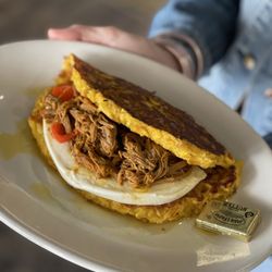 Dona Arepa - La pelua cachapa