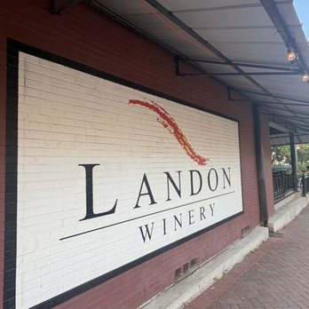 Landon Winery - Wineries Near Me - McKinney, Texas