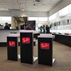 LensCrafters Optique - Lobby. Jan. 2020