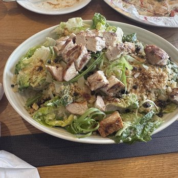 Simmzy's - Caesar Salad with grilled chicken - Gastropubs Near Me - Long Beach, California