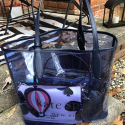 kate spade new york outlet - Full tote with crossbody inside