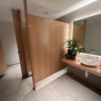 Pusadee's Garden - Bathroom - Thai Near Me - Pittsburgh, Pennsylvania Pusadee's Garden - Bathroom - Thai Near Me - Pittsburgh, Pennsylvania
