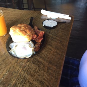 Two Cracked Eggs Cafe - Breakfast & Brunch Near Me - Savannah, Georgia