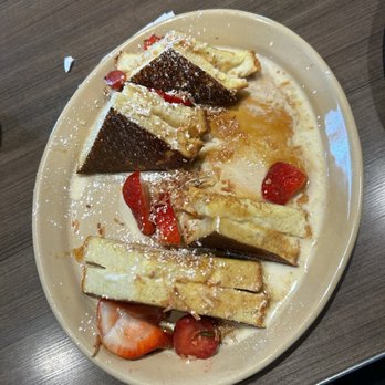 Snooze, an A.M. Eatery - OMG French Toast - Breakfast & Brunch Near Me - Orange, California