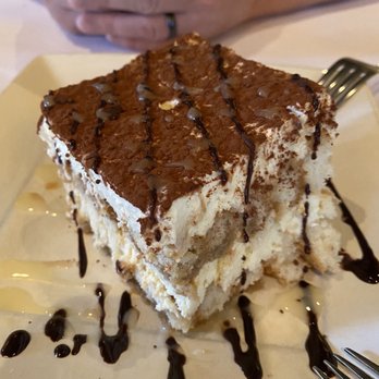 Gianni's Cafe - Dessert - Italian Near Me - Palatine, Illinois