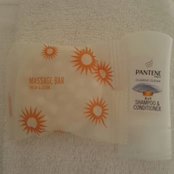 La Quinta by Wyndham Milwaukee Delafield - Toiletries - Hotels Near Me - Delafield, Wisconsin La Quinta by Wyndham Milwaukee Delafield - Toiletries - Hotels Near Me - Delafield, Wisconsin