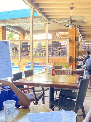 Iggies Beach Bar & Grill by null