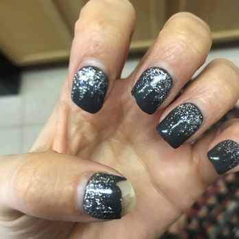 Fargo Nail Spa - I'm a stay at home mom doing NOTHING extraneous with my nails.  They should not be completely chipped after ONE week. - Nail Salons Near Me - Hanford, California