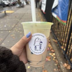 Hong Cha - Milk tea with grass jelly
