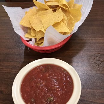 Coyote Rojo # 4 - Chips & salsa included with everything, it seems (: - Mexican Near Me - Spring Hill, Florida
