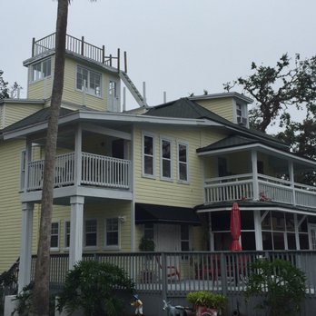 River Lily Inn Bed And Breakfast - Back of the B&B - Bed & Breakfast Near Me - Daytona Beach, Florida River Lily Inn Bed And Breakfast - Back of the B&B - Bed & Breakfast Near Me - Daytona Beach, Florida