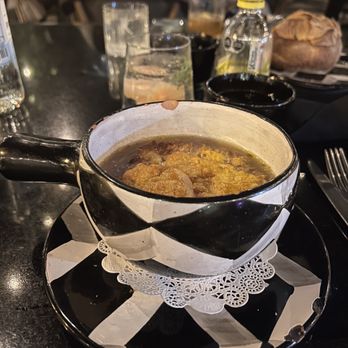 Bruna Restaurante  - French onion soup - Wine Bars Near Me - Guadalajara, JAL