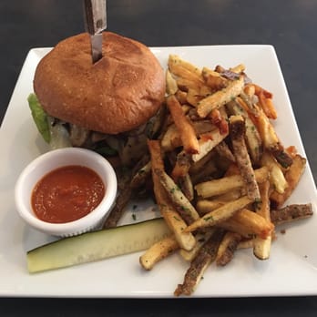 Seamonster Lounge - Jazz & Blues Near Me - Seattle, Washington