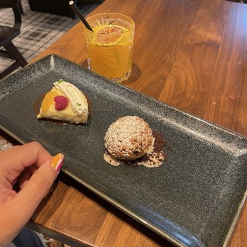 Yardbird Table & Bar - Key Lime Pie and Deep Fried Oreo - New American Near Me - Chicago, Illinois