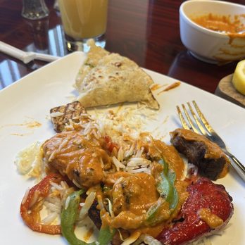 Deluxe Restaurant & Bar - Indian Near Me - Grand Rapids, Michigan Deluxe Restaurant & Bar - Indian Near Me - Grand Rapids, Michigan
