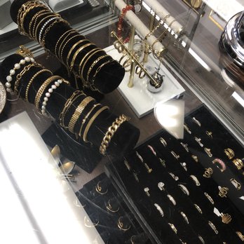 The Clock Factory - Bracelets, rings, earrings, necklaces, charms under $30 - Clock Repair Near Me - Etobicoke, Ontario The Clock Factory - Bracelets, rings, earrings, necklaces, charms under $30 - Clock Repair Near Me - Etobicoke, Ontario