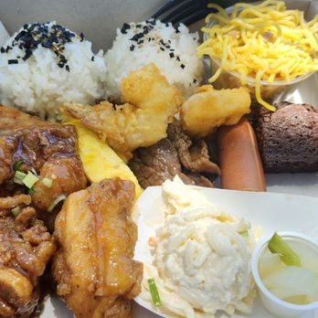 Paradise Grinds & Catering - American Near Me - Līhue, Hawaii