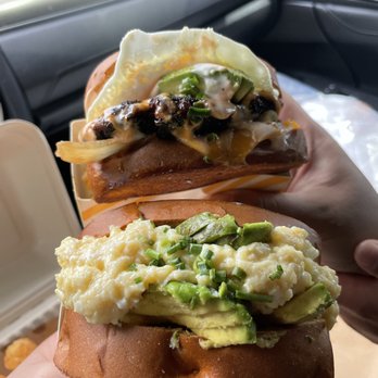 Egg Tuck - Avacado & egg - Breakfast & Brunch Near Me - West Hollywood, California