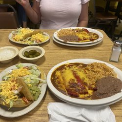 The Rig Lounge ll & The Grill - Tex-mex dinner cheese enchiladas and two puffy tacos.