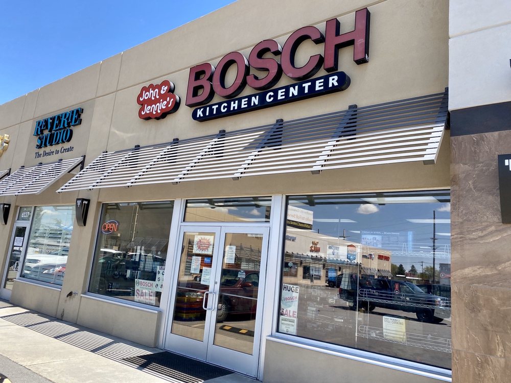 BOSCH KITCHEN CENTER Updated September 2024 6239 S Highland Dr
